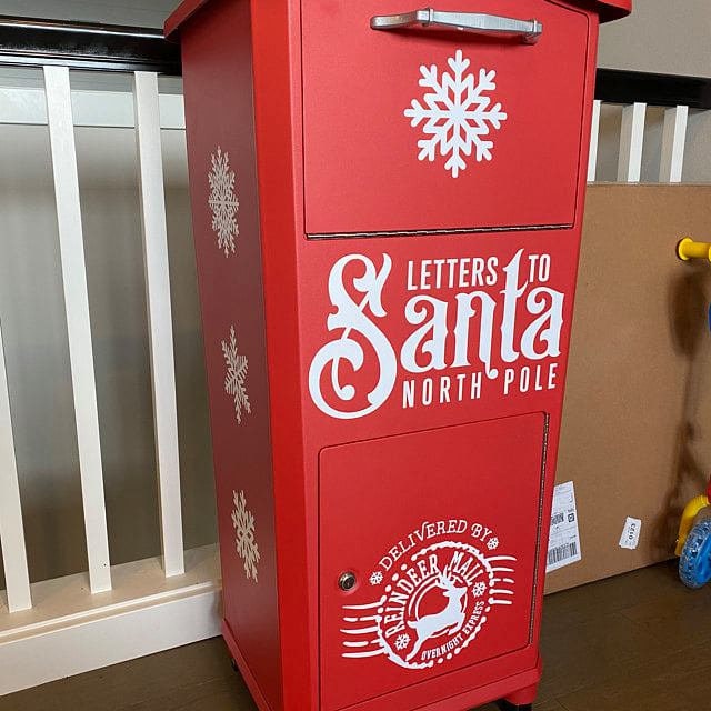 Letters to Santa 2024 Mailbox